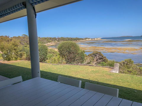 Wrightaway - Accommodation Port Macquarie 0