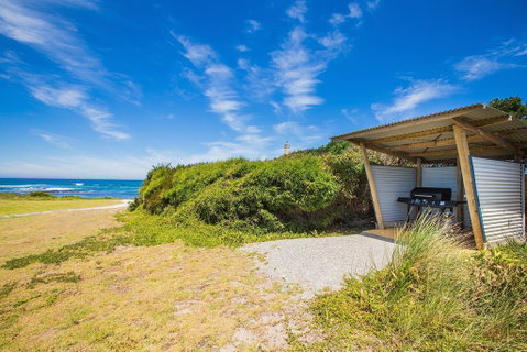 Wytonia Beachfront Accommodation - Accommodation Port Macquarie 2