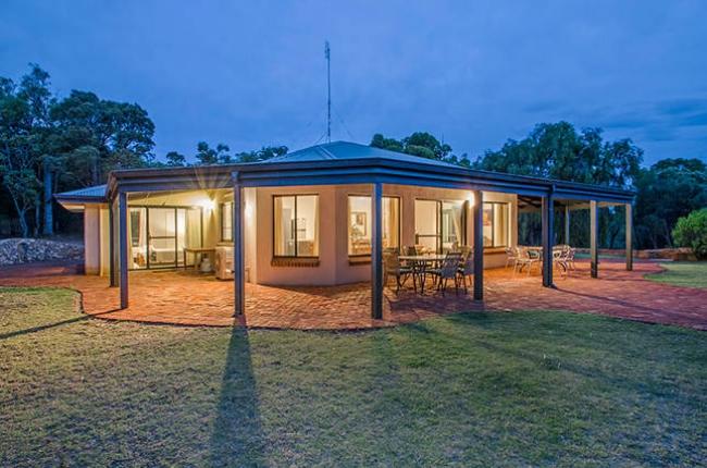 Kulikup WA Accommodation Port Macquarie