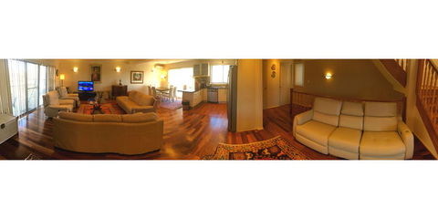 Yarrabi Pond - Accommodation Port Macquarie 0