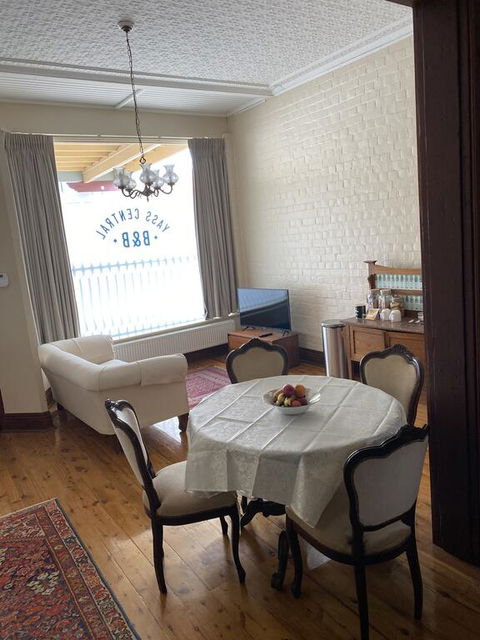 Yass Central B&B - Accommodation Port Macquarie 1