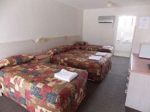 Yass Motel - Accommodation Port Macquarie 2