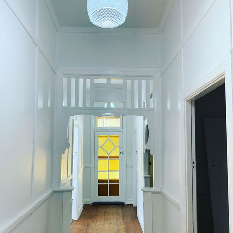 Yellow Door House Adelong - Accommodation Port Macquarie 3