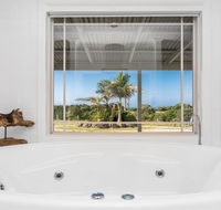 Your Luxury Escape - Byron Sunset Breeze