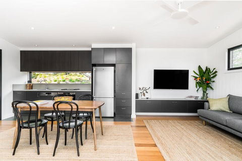 Your Luxury Escape - Carinya Cottages 2 - Accommodation Port Macquarie 3