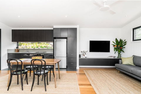 Your Luxury Escape - Carinya Cottages 5 - Accommodation Port Macquarie 1