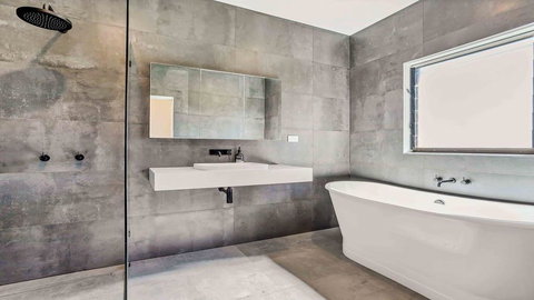 Your Luxury Escape - Paul's Farmhouse At Newrybar - Accommodation Port Macquarie 3