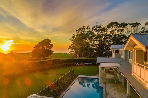 Your Luxury Escape - Trig Point - Accommodation Port Macquarie 0