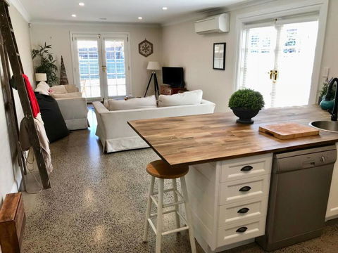 YSG The Edward Townhouse 153 - Walk To Town - Accommodation Port Macquarie 0
