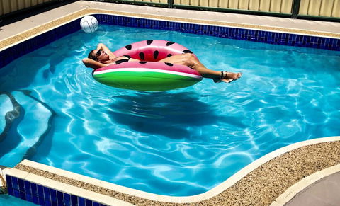 ZED MOTELS Tropical Gateway - Accommodation Port Macquarie 1