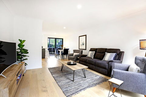 Zen @ Culburra - Pet Friendly - 8 Mins To Beach - Accommodation Port Macquarie 1
