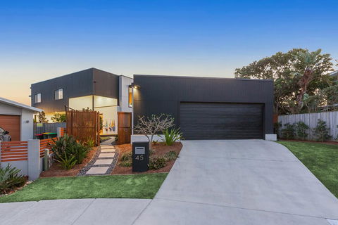 Ziba On Collins - Accommodation Port Macquarie 0