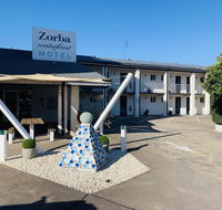 Zorba Waterfront Motel - Accommodation Port Macquarie