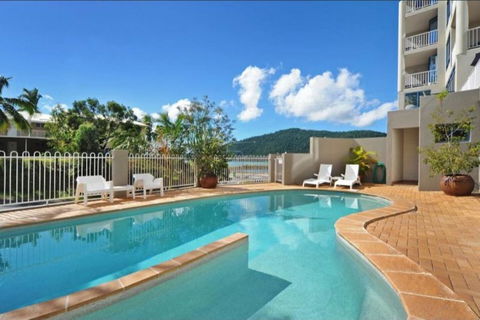 AirliediseNO Hills5min Walk 2 Port Of Airlie/Ferry TerminalWiFiNetflix - Accommodation Port Macquarie 2