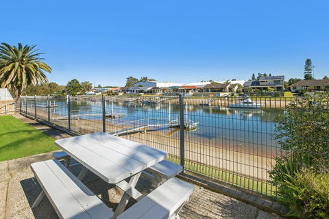 31 Cornwallis Close - Accommodation Port Macquarie 2