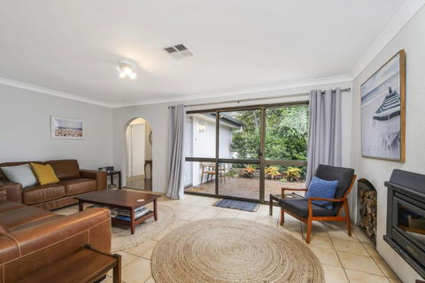 35 Calwalla Crescent Port Macquarie - Accommodation Port Macquarie 3