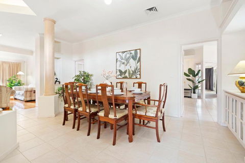 8 Flecker - Winthrop Mansion - Accommodation Port Macquarie 3