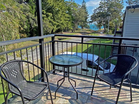 A BEACH AFFAIR - Accommodation Port Macquarie 0