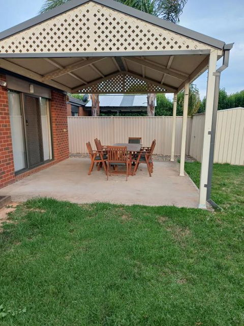 A Beautiful And Spacious Home - Accommodation Port Macquarie 2