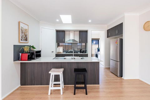 A Cosy 5Beds House In The Clyde - Accommodation Port Macquarie 0