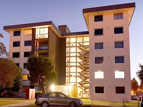 A Little Slice Of Fremantle One Bedroom Character Apartment - Accommodation Port Macquarie 2