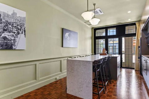 A Luxury Space With Playstation In Darling Harbour - Accommodation Port Macquarie 3