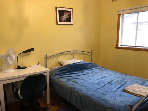 A Single Room Near The Railway Station - Accommodation Port Macquarie 0