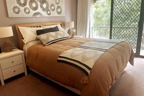 A Touch Of Lux In The Redlands! - Accommodation Port Macquarie 1