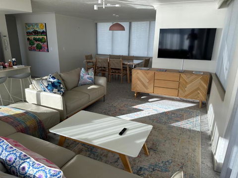 Absolute Beach Frontage Two Bedroom - Accommodation Port Macquarie 3