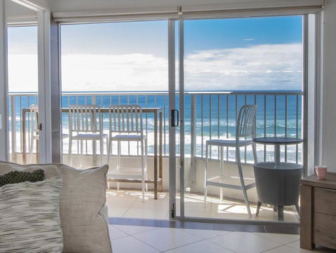 Absolute Beachfront Apartment In Paradise - Accommodation Port Macquarie 4