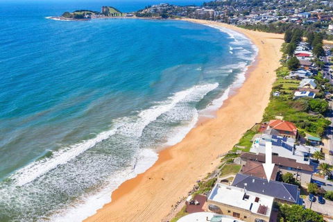 Absolute Beachfront Surf Unit In Terrigal/Wambi - Accommodation Port Macquarie 0