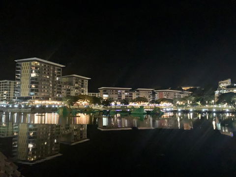 Absolute Waterfront Darwin - 1 Bedroom Apartments Over The Water - Accommodation Port Macquarie 1