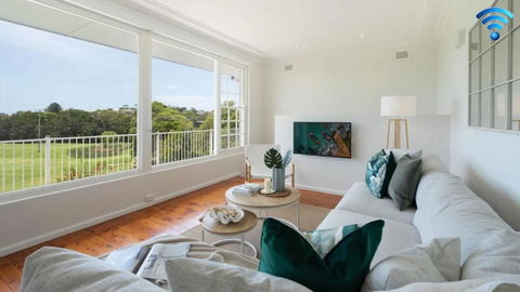 Adelong - Accommodation Port Macquarie 0