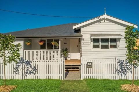 A Perfect Stay - Aditi - Accommodation Port Macquarie 1