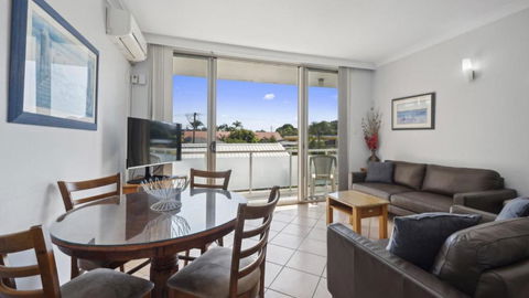 Affordable, Pool, Spa, Beach, Bbq, Sleeps 4 - Accommodation Port Macquarie 1