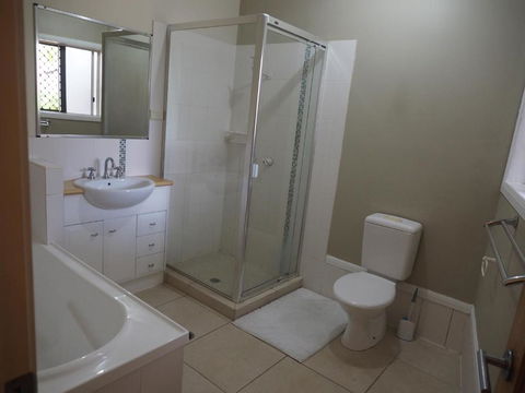Accommodation On Westlake Mount Ommaney - Accommodation Port Macquarie 3