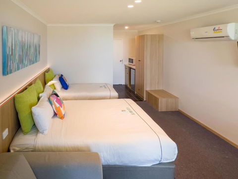 A1 Motels And Apartments Port Fairy - Accommodation Port Macquarie 3