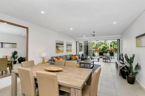 A Four Mile Beach Resort Lifestyle At Temple - Accommodation Port Macquarie 1