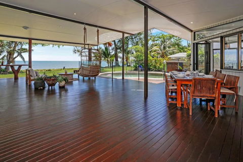Absolute Beachfront House With Private Pool - Accommodation Port Macquarie 2
