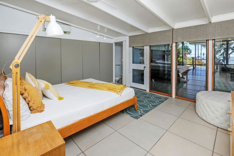 Absolute Beachfront House With Private Pool - Accommodation Port Macquarie 4
