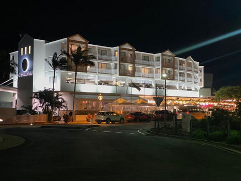 Airlie Beach Hotel - Accommodation Port Macquarie 1