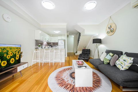Alexandria To Sydney Central Sydney Park Shop - Accommodation Port Macquarie 0