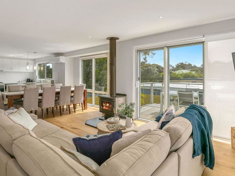All Decked Out - Accommodation Port Macquarie 2