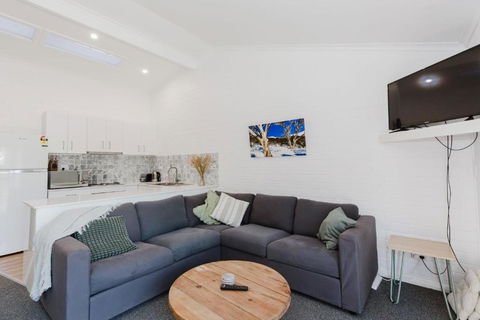 Alpha Centauri 7 Of 39 Gippsland Street - Accommodation Port Macquarie 2