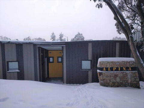 Alpina 2 - Your Alpine Home. - Accommodation Port Macquarie 0