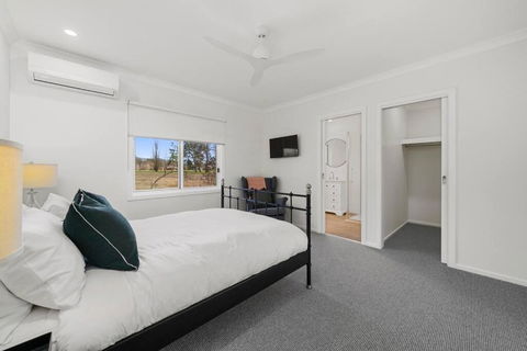 Alpine Hills Hideaway - Accommodation Port Macquarie 1