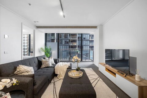 Amaya-Modern Southbank Living-Close To Crown & Yarra River - Accommodation Port Macquarie 0