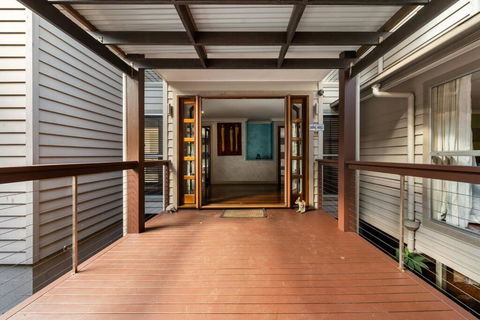 Amazing Acreage Style Living - Accommodation Port Macquarie 2