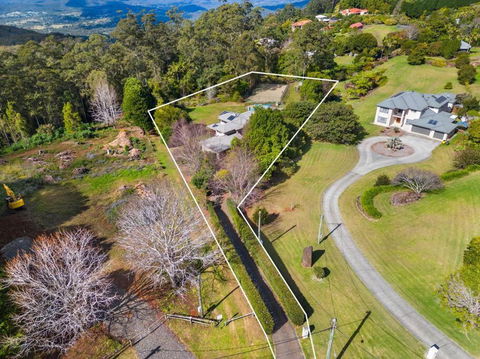 Amazing Acreage Style Living - Accommodation Port Macquarie 4