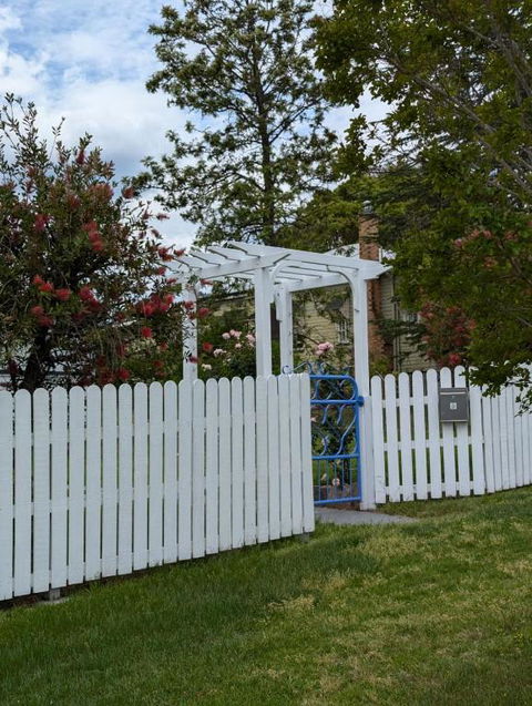 Amiens Cottage. Queenslander, Charming, Central. - Accommodation Port Macquarie 2